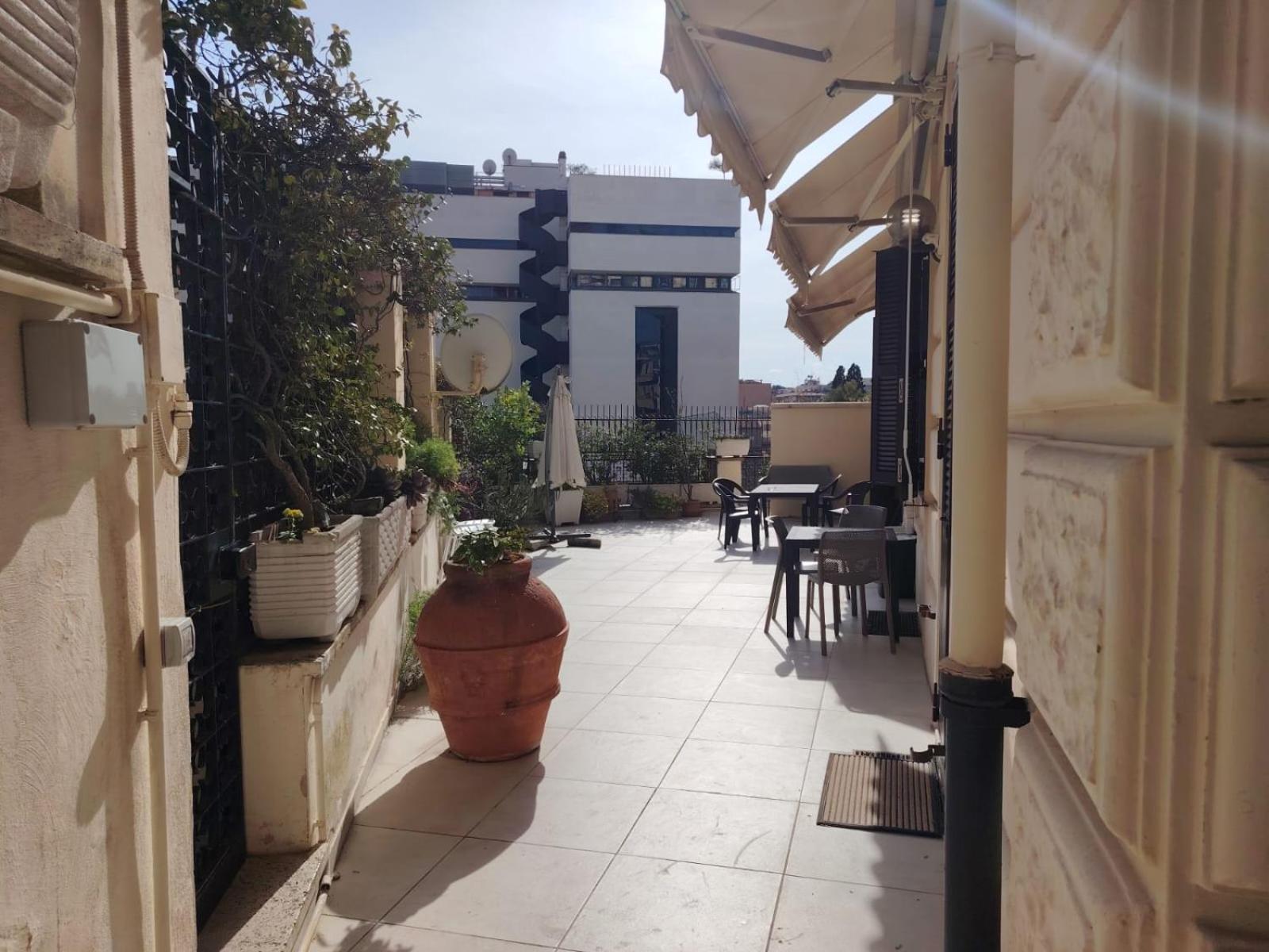 Domus Aurea B&B And Suites Rome Exterior photo